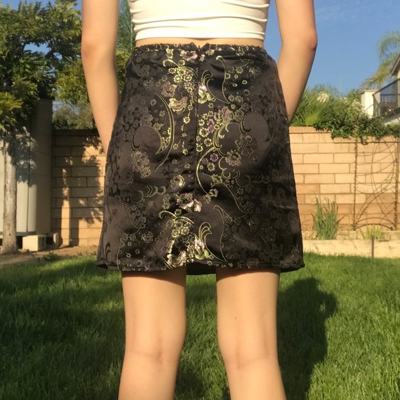 RARE Brandy Melville Black Oriental Skirt - Picture 3 of 5